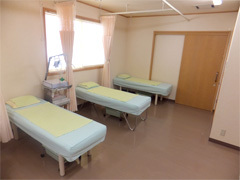 医療法人社団恒志会　森田クリニック診療台